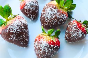 vegan chocolate covered strawberries, low-fat, oil-free