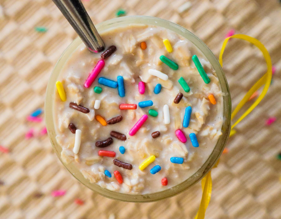 Raw Vegan Birthday Cake Overnight Oats